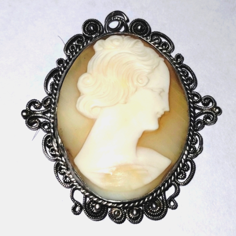 Antique 1920s 1930s Sterling Silver  Shell Hand Carved Cameo Pendant
